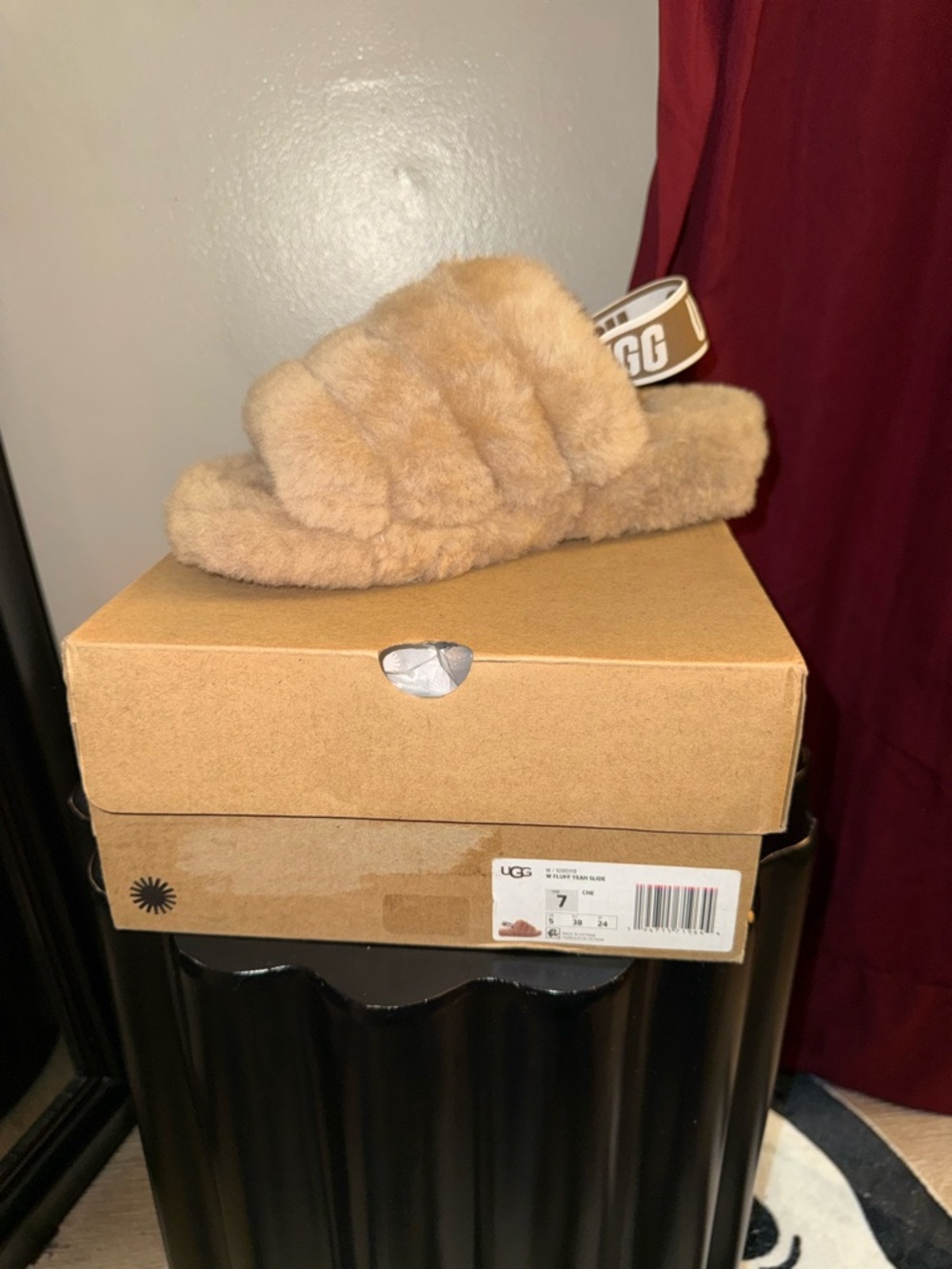 UGG Fluff Slide in Chestnut Tan